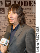 Музыкант Байгали Серкебаев. "А-Студио" (2014 год). Редакционное фото, фотограф Андрей Дегтярёв / Фотобанк Лори