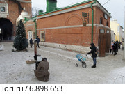 Коломна, музей калача у Пятницкой башни (2015 год). Редакционное фото, фотограф Дмитрий Неумоин / Фотобанк Лори