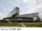 Московская школа управления "Сколково" (2014 год). Редакционное фото, фотограф Михаил Ворожцов / Фотобанк Лори