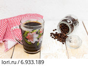 Черный кофе в прозрачной кружке. Стоковое фото, фотограф Наталья Осипова / Фотобанк Лори