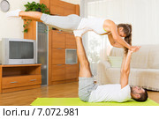 Healthy couple doing fitness. Стоковое фото, фотограф Яков Филимонов / Фотобанк Лори