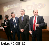 Пресс-конференция, посвященная итальянской выставке Emo Milano 2015.Ректор МГТУ «СТАНКИН» Сергей Григорьев, директор ITA Маурицио Форте,Президент Ассоциации итальянских производителей станков Луиджи Галдабини. Редакционное фото, фотограф Александр С. Курбатов / Фотобанк Лори