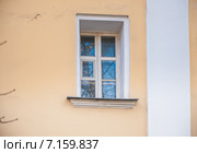 Окно дворца Петра Первого на Яузе, 2-я Бауманская улица, 3 (2015 год). Стоковое фото, фотограф Алёшина Оксана / Фотобанк Лори