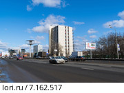 Вид на Ленинградское шоссе в районе города Химки (2015 год). Редакционное фото, фотограф Володина Ольга / Фотобанк Лори