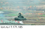 Зенитная самоходная установка ЗСУ-23-4 "Шилка" выполняет стрельбу на показательном полигоне (2015 год). Редакционное видео, видеограф Сергей Буторин / Фотобанк Лори