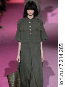 NEW YORK, NY - SEPTEMBER 11: Model Roger walk the runway at Marc Jacobs during Mercedes-Benz Fashion Week Spring 2015 at Seventh Regiment Armory on September 11, 2014 in NYC. Редакционное фото, фотограф Anton Oparin / Фотобанк Лори
