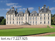 Cheverny Castle built in the seventeenth century in the style of Louis XIII in Cheverny France. Редакционное фото, агентство BE&W Photo / Фотобанк Лори
