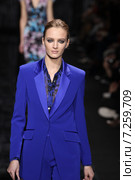 NEW YORK, NY - FEBRUARY 15: Model Daria Strokous walk the runway at the Diane Von Furstenberg fashion show during MBFW Fall 2015 at Spring Studios on February 15, 2015 in NYC. Редакционное фото, фотограф Anton Oparin / Фотобанк Лори