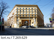 Историческое здание в Москве по адресу Подколокольный переулок, 16/2 (2015 год). Стоковое фото, фотограф Илья Пакульских / Фотобанк Лори