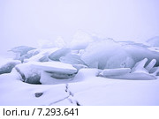 Торосы на берегу моря. Стоковое фото, фотограф Алексей Кокоулин / Фотобанк Лори