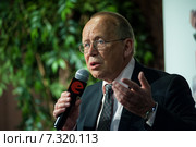 Вяземский, Юрий Павлович, русский писатель, философ, телеведущий (2015 год). Редакционное фото, фотограф Галина Попова / Фотобанк Лори