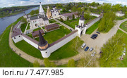 Успенский монастырь снятый с квадрокоптера, город Старица, Тверская область. Стоковое фото, фотограф Андрей Родионов / Фотобанк Лори