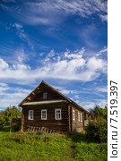 Дом в деревне. Стоковое фото, фотограф Георгий Солодко / Фотобанк Лори