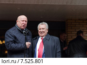 Генеральный директор предприятия «Софрино» Евгений Алексеевич Пархаев принимает официальные поздравления (2015 год). Редакционное фото, фотограф Дмитрий Неумоин / Фотобанк Лори