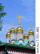 Купола и кресты церкви Святителя Николая в Хамовниках (Москва) (2015 год). Стоковое фото, фотограф Александр Замараев / Фотобанк Лори
