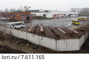 Город Рыбинск, территория автоколонны (2015 год). Стоковое фото, фотограф Дмитрий Неумоин / Фотобанк Лори