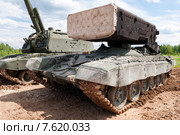 Тяжелая огнеметная система ТОС-1А "Солнцепек" на полигоне. Парк "Патриот". "Армия-2015". Кубинка, Алабино. Редакционное фото, фотограф Алексей Бок / Фотобанк Лори