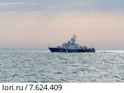 Катер береговой охраны в Черном море (2015 год). Редакционное фото, фотограф Алексей Шматков / Фотобанк Лори