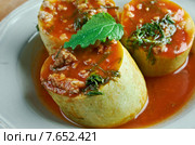 Kabak dolması - кабачки, фаршированные рисом и мясом. Стоковое фото, фотограф Александр Fanfo / Фотобанк Лори