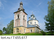Спасо-Преображенская церковь 1756-1770гг. в селе Рогожа, Тверской области. Музей природы Селигерского края (2014 год). Редакционное фото, фотограф Елена Коромыслова / Фотобанк Лори