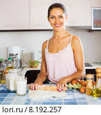 Woman working with dough. Стоковое фото, фотограф Яков Филимонов / Фотобанк Лори
