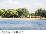 Городской пляж на левом берегу Дона в Ростове-на-Дону (2015 год). Стоковое фото, фотограф Алёшина Оксана / Фотобанк Лори