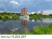 Пруд на реке Яузе в Мытищах Московской области (2015 год). Стоковое фото, фотограф lana1501 / Фотобанк Лори