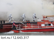 Учения речфлота в Новосибирске. Стоковое фото, фотограф Сергей Завражных / Фотобанк Лори