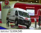 Фургон Fiat Ducato 295-AGB-4 (2015 год). Редакционное фото, фотограф AK Imaging / Фотобанк Лори