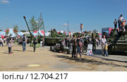 Международный военно-технический форум "Армия-2015". Кубинка, военно-патриотический парк "Патриот" Редакционное видео, видеограф Игорь Долгов / Фотобанк Лори