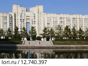Новосмоленская набережная. Васильевский остров. Санкт-Петербург (2015 год). Редакционное фото, фотограф Анна Зеленская / Фотобанк Лори