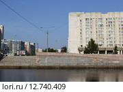 Новосмоленская набережная. Васильевский остров. Санкт-Петербург (2015 год). Редакционное фото, фотограф Анна Зеленская / Фотобанк Лори