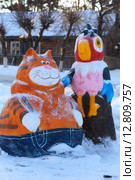 Кот и попугай (2014 год). Редакционное фото, фотограф Анатолий Матвейчук / Фотобанк Лори