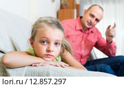 father rebuking daughter for offence. Стоковое фото, фотограф Яков Филимонов / Фотобанк Лори