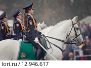 Interpolitex-2015. Конная полиция. Редакционное фото, фотограф Julia Shepeleva / Фотобанк Лори