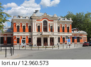 Псков. Псковский драматический театр им.А.С.Пушкина (2015 год). Редакционное фото, фотограф EgleKa / Фотобанк Лори