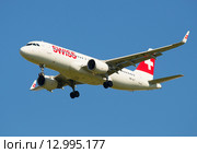 Самолет Airbus A320 (HB-JLT) компании Swiss International Air Lines в полете (2015 год). Редакционное фото, фотограф Виктор Карасев / Фотобанк Лори