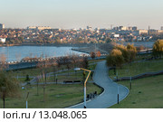 Донецк, вечер (2015 год). Стоковое фото, фотограф Короленко Елена / Фотобанк Лори