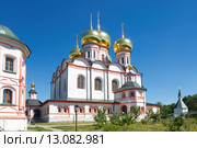 Russian orthodox church. Iversky monastery in Valdai (2015 год). Стоковое фото, фотограф Наталья Волкова / Фотобанк Лори