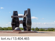 Черный тюльпан. Памятник воинам, погибшим в локальных конфликтах. Хабаровск (2015 год). Редакционное фото, фотограф Игорь Сарапулов / Фотобанк Лори