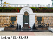 Памятник героям Черноморской эскадры на Приморском бульваре (2015 год). Редакционное фото, фотограф Евгений Глазунов / Фотобанк Лори