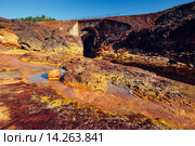 Rio Tinto река в Испании (2015 год). Стоковое фото, фотограф Liseykina / Фотобанк Лори