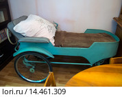 Коляска писателя, Дом Музей Н. Бирюкова, город Ялта (2015 год). Редакционное фото, фотограф Вячеслав Палес / Фотобанк Лори