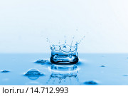 Водный всплеск. Стоковое фото, фотограф Виталий Радунцев / Фотобанк Лори