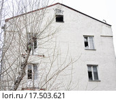 Фрагмент старого заброшенного жилого дома (2015 год). Стоковое фото, фотограф Алёшина Оксана / Фотобанк Лори