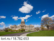 Капитолий Idaho State Capitol Building на фоне голубого неба, Бойсе, США (2015 год). Стоковое фото, фотограф Сергей Новиков / Фотобанк Лори