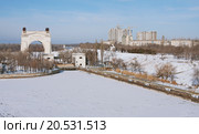 Волгоград, арка первого шлюза Волго-Донского канала им. В.И. Ленина (2016 год). Стоковое фото, фотограф Андрей Ижаковский / Фотобанк Лори