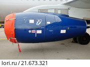Двигатель самолета Superjet 100 (бортовой RA-89002) авиакомпании "Аэрофлот" (2011 год). Редакционное фото, фотограф Alexei Tavix / Фотобанк Лори