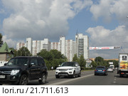 Подмосковный город Одинцово, дома на  Можайском шоссе (2015 год). Редакционное фото, фотограф Дмитрий Неумоин / Фотобанк Лори