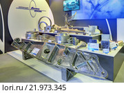 Международный авиационно-космический салон МАКС-2015. Стенд корпорации ВСМПО-АВИСМА - российская металлургическая компания, крупнейший в мире производитель титана. Редакционное фото, фотограф Игорь Долгов / Фотобанк Лори